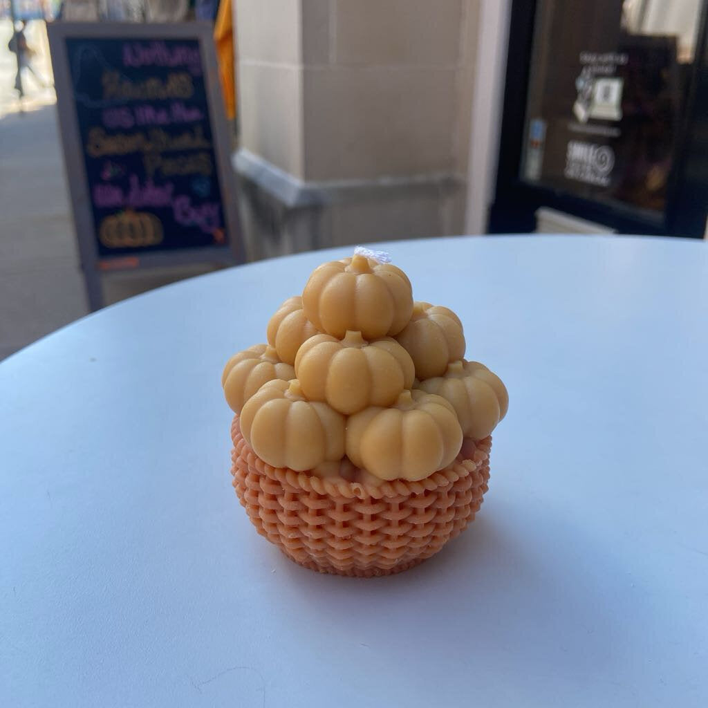 Pumpkin Basket Candle