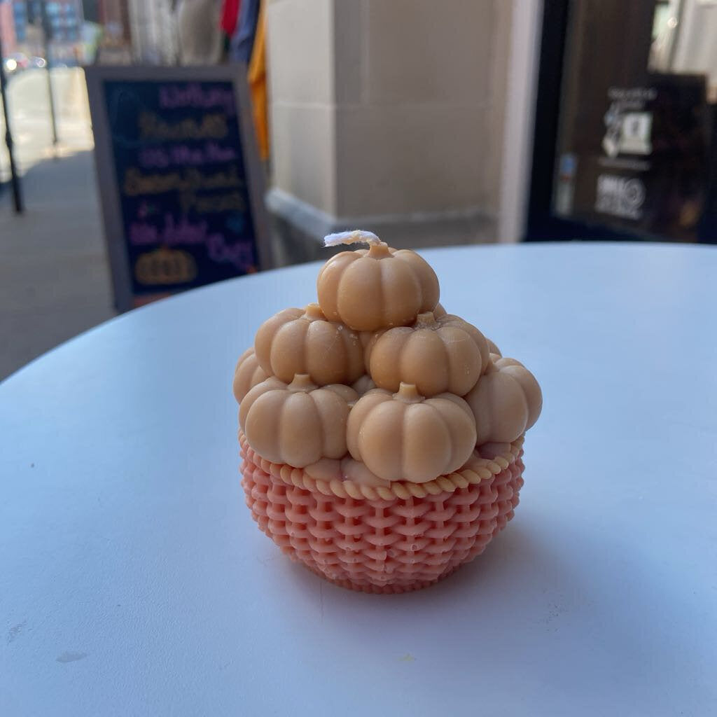 Pumpkin Basket Candle