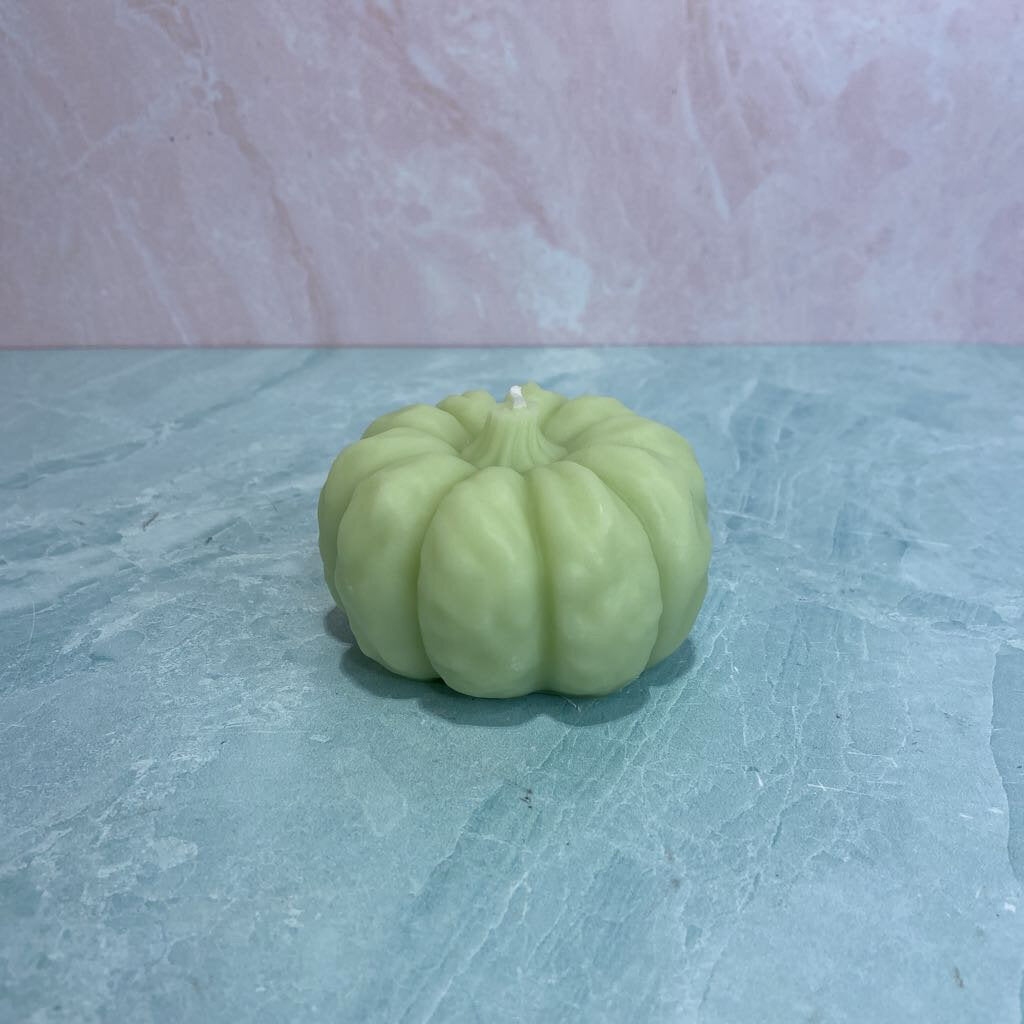 Large Pumpkin Candle