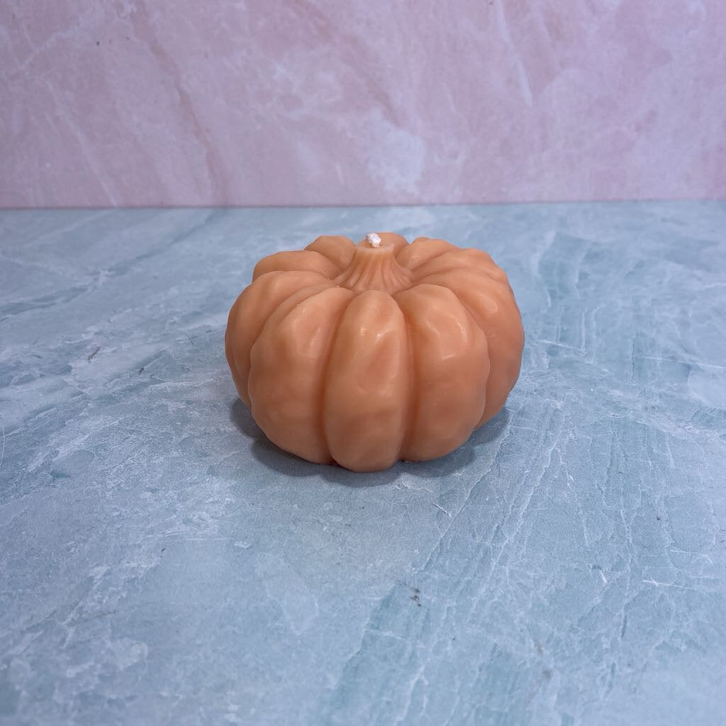 Large Pumpkin Candle