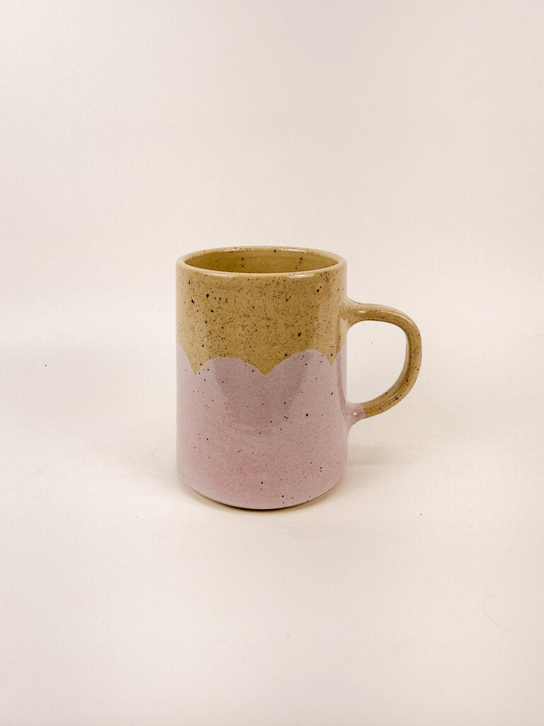 Scalloped Mug