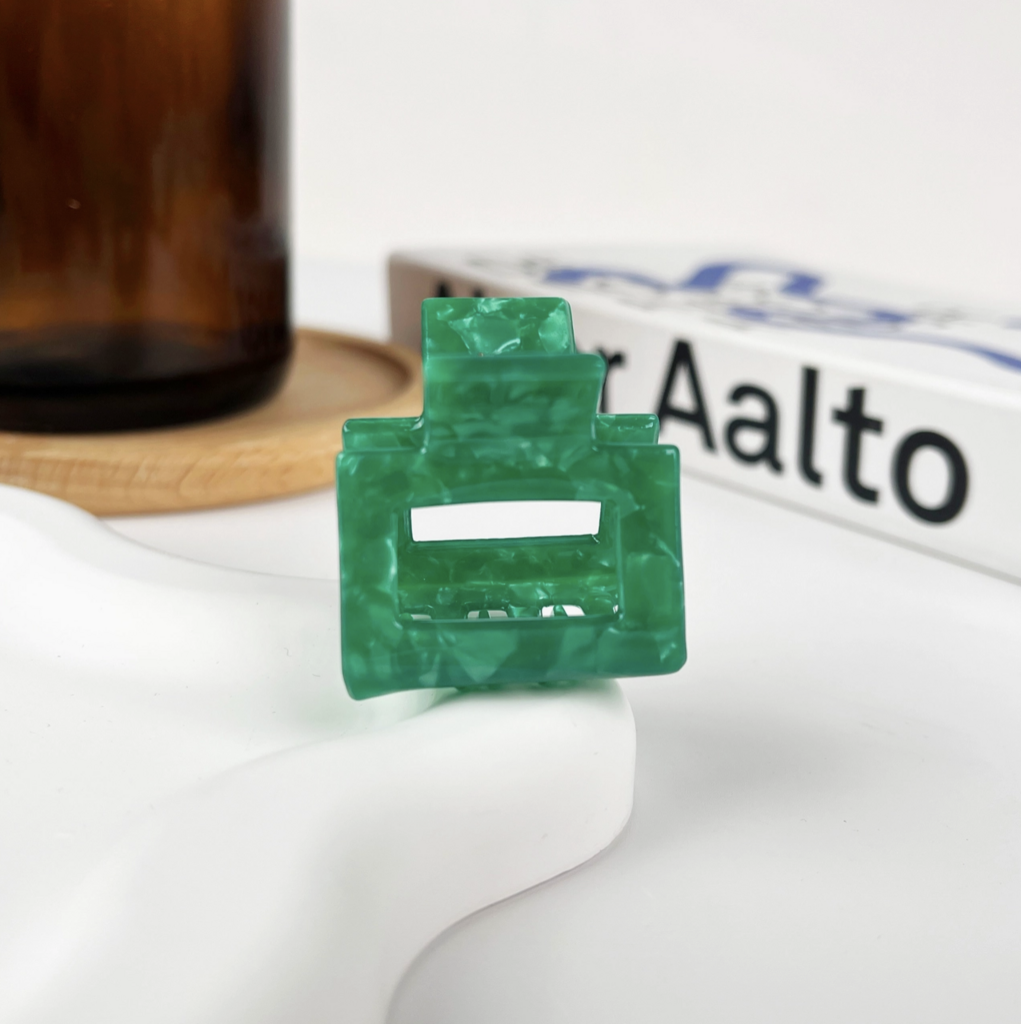 Small Square Claw Clip
