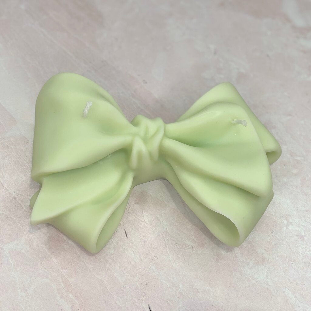 Bow Candle