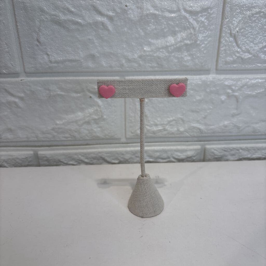 Tiny Heart Vday Stud Earrings