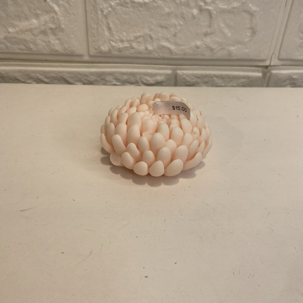 Large Mum Candle