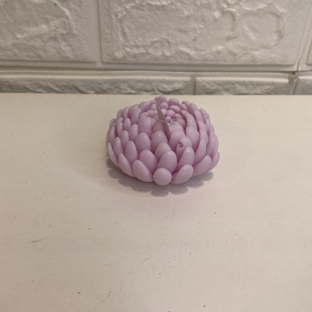 Large Mum Candle