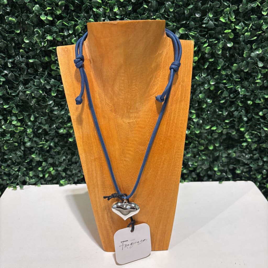 The Paracord Jumbo Puffy Heart Necklace: Silver